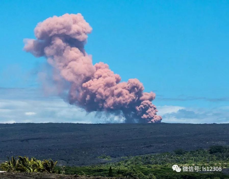 美国洛杉矶火山爆发，灾难瞬间与现实挑战