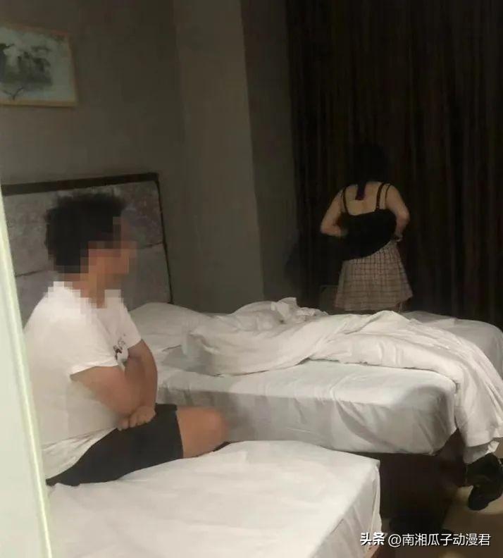 女子发现合租男室友偷拍事件，警惕与应对